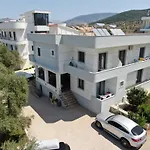 Erjon Apartments